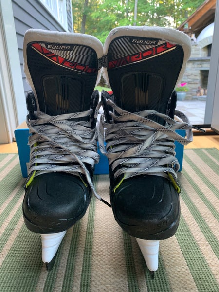 Junior Used Bauer Vapor XLTX Pro Hockey Skates Regular Width Size 6.5