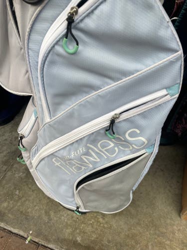 Woman’s Golf Bag Top Flite Flawless .