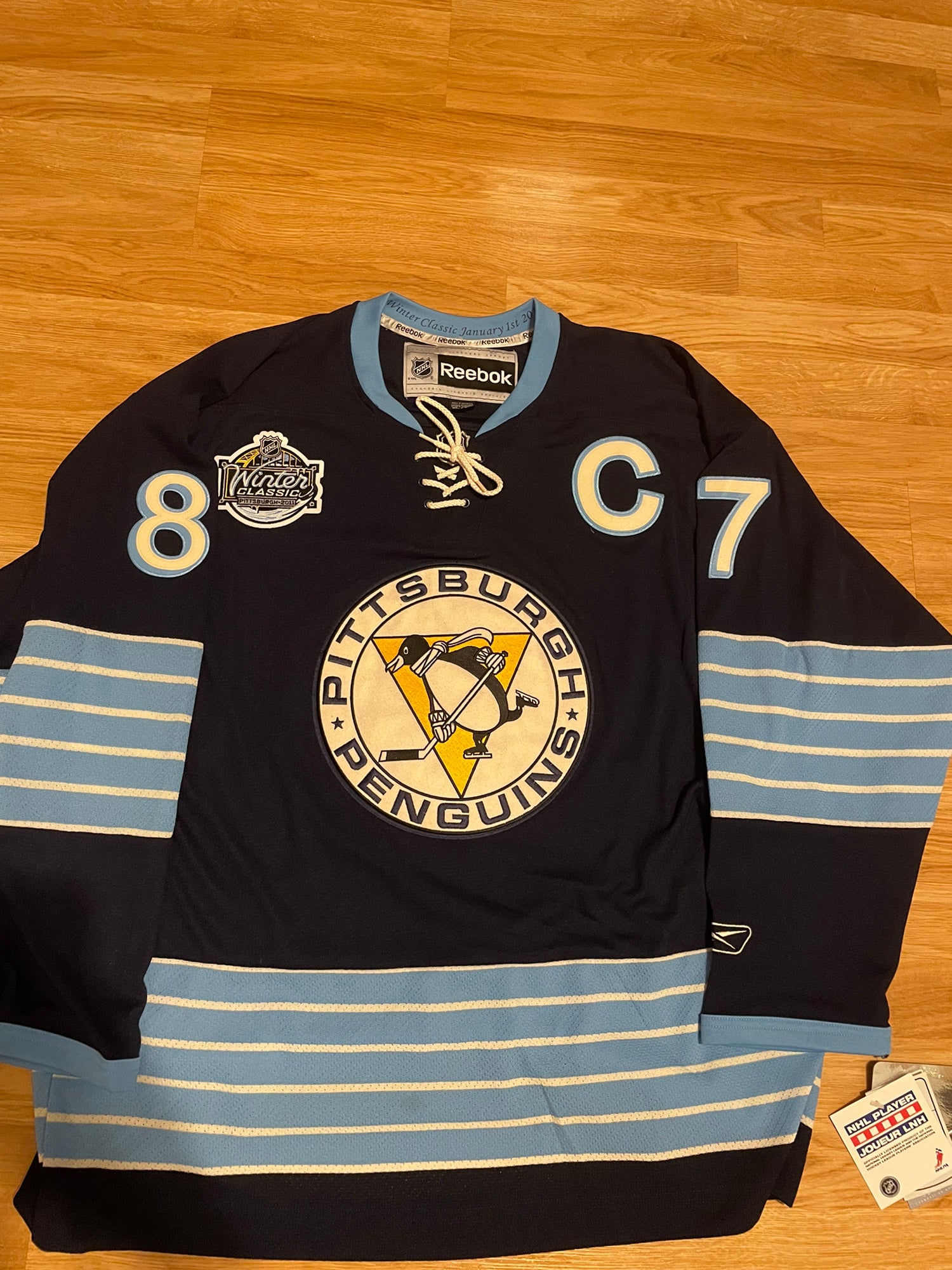 NWT Reebok Crosby Pittsburgh Penguins 2011 Winter Classic NHL Jersey Blue XL  | SidelineSwap