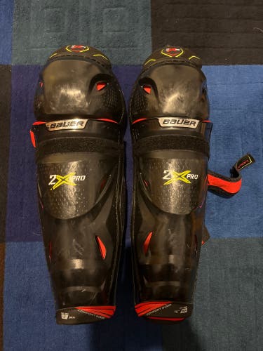 Bauer  Vapor 2X Pro Shin Pads