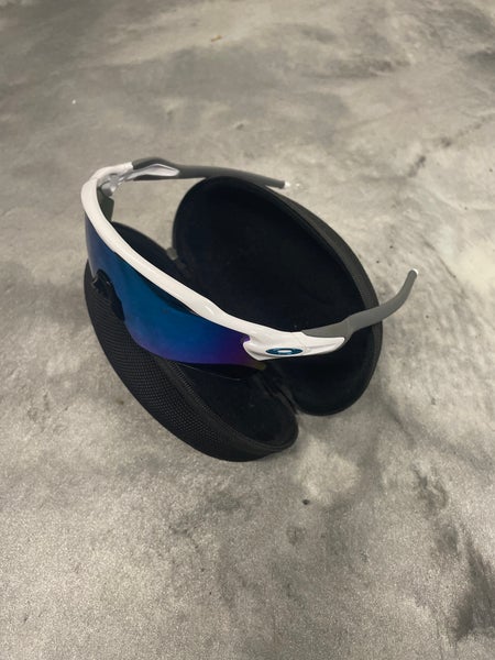 Men's Medium Oakley Radar EV Sunglasses
