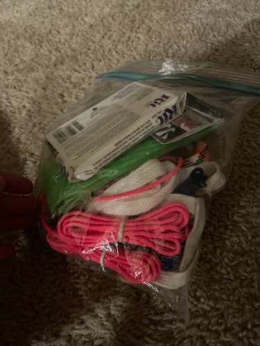 Lacrosse stringing and dye kit