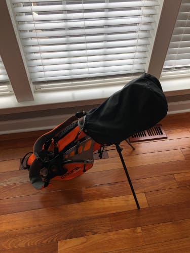 Junior Cobra Golf Club Set - Ricky Fowler Edition