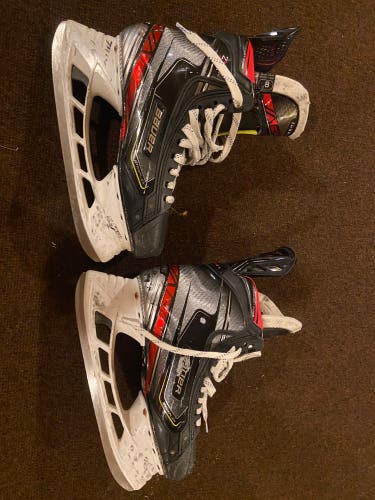Used Bauer Regular Width  Size 8 Vapor 2X Pro Hockey Skates