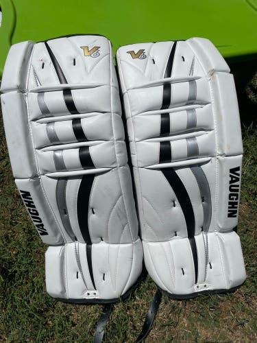 24" Vaughn Velocity V6 Goalie Leg Pads