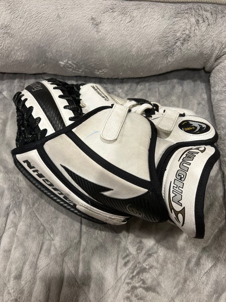 Vaughn velocity 7480 goalie glove Intermediate