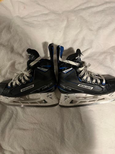 Used Bauer Size 5 Nexus Elevate Hockey Skates