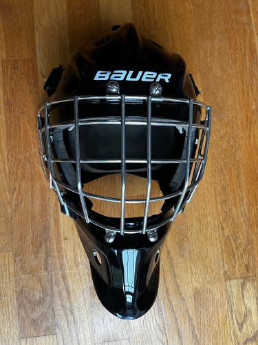 Used Bauer  940x Goalie Mask