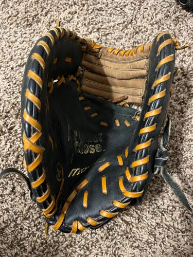 Left Handed Mizuno First Base Softball Glove 12"