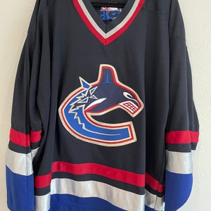 Vintage CCM Vancouver Collectors Canucks Orca