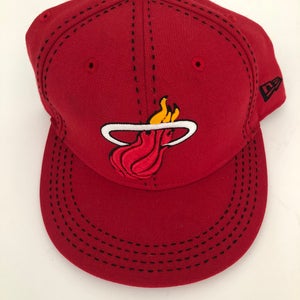 New Era Miami Heat NBA fitted red hat size 7 3/8