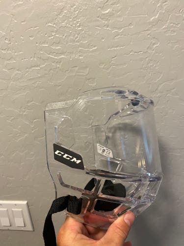 Medium CCM Shield FV1