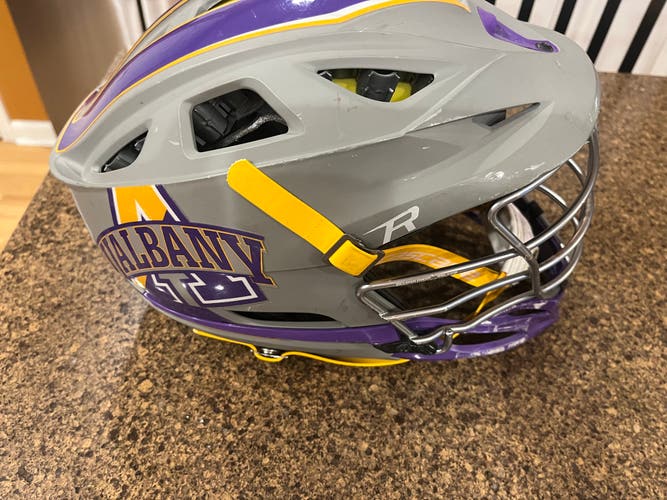 Used Player's Cascade R Helmet
