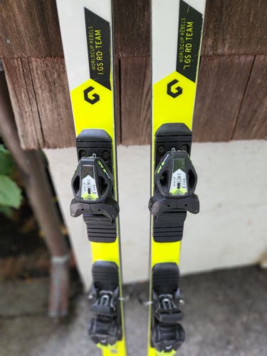 Used Unisex 2022 HEAD Racing World Cup Rebels i.GS RD Skis With Bindings