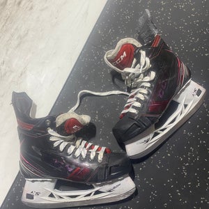 Used CCM Regular Width  Size 7.5 JetSpeed Control Hockey Skates