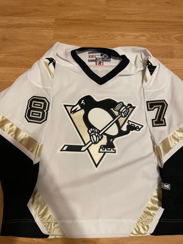 CCM Sidney Crosby Pittsburgh Penguins Rookie Hockey NHL Jersey White XXL