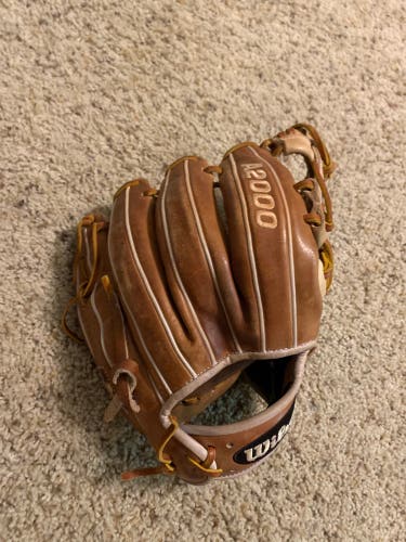 Wilson A2000 1786 11.5” Baseball Glove