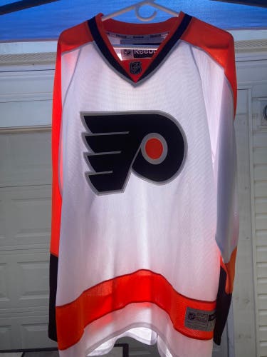 Philadelphia flyers white reebok jersey