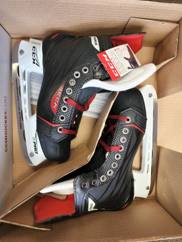 Senior New CCM RBZ Hockey Skates Regular Width Size 7.5