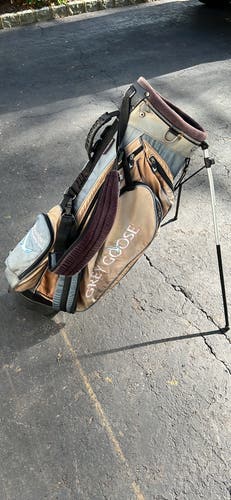 Calloway golf bag Limited Edition Grey goose Bag