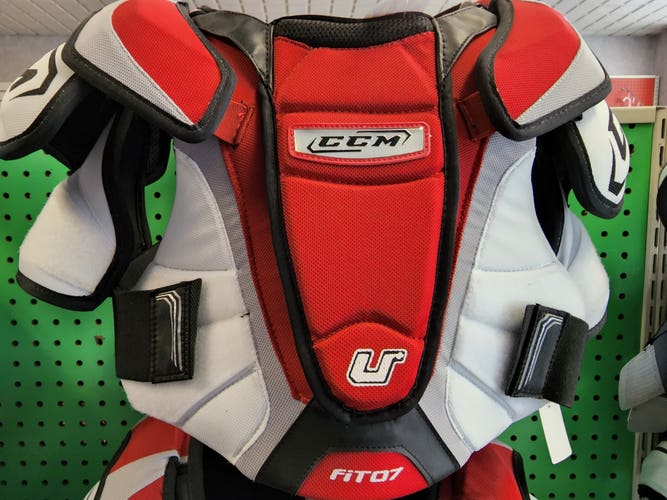 New Senior Large CCM U Fit 07 Shoulder Pads
