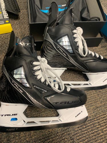 New True Regular Width Size 10 Pro Custom Hockey Skates