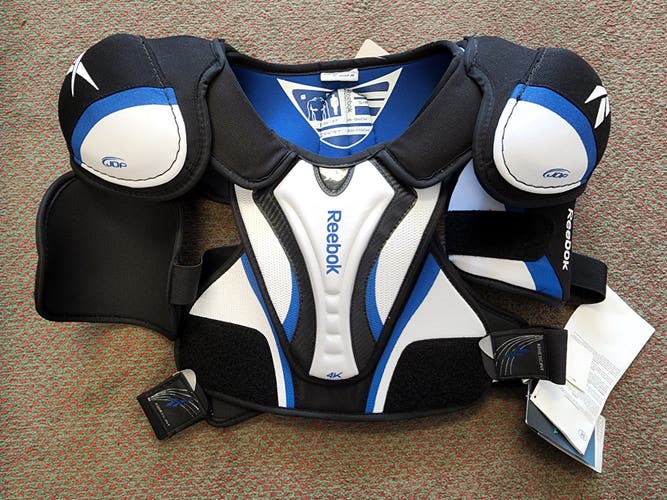 New Senior Small Reebok Kinetic Fit 4k Shoulder Pads