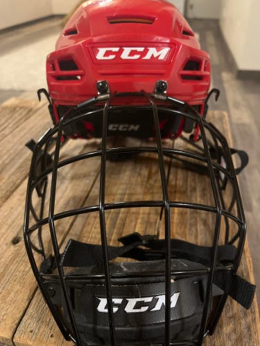 Used Medium CCM Tacks 710 Helmet