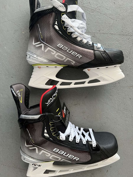 New Bauer Size 10 Vapor Hyperlite Hockey Skates