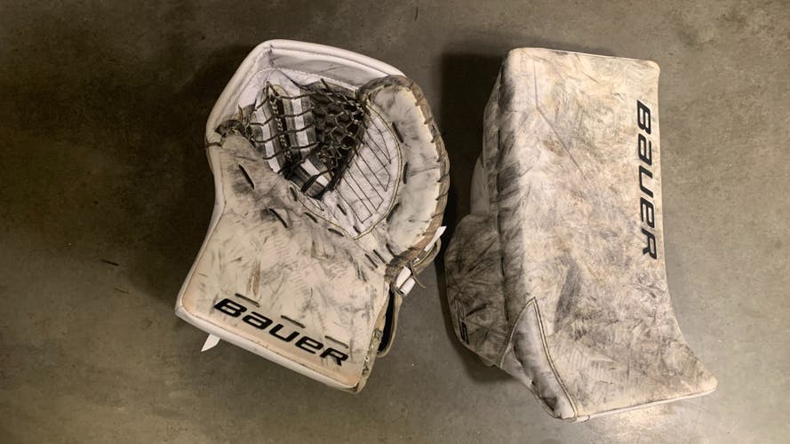 Used Regular Bauer Supreme 2S Pro White Senior Glove and Blocker Set