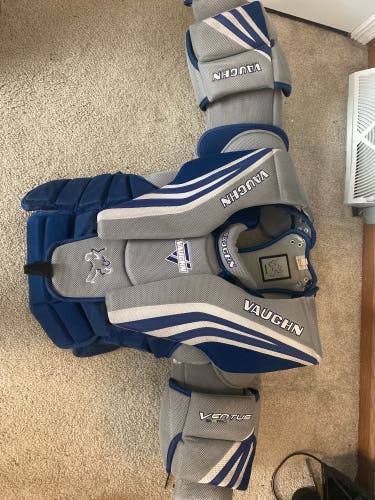 Used Medium Vaughn  Ventus SLR Pro Goalie Chest Protector