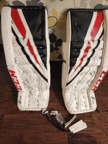 Used 28" CCM Extreme Flex E4.5 Goalie Leg Pads
