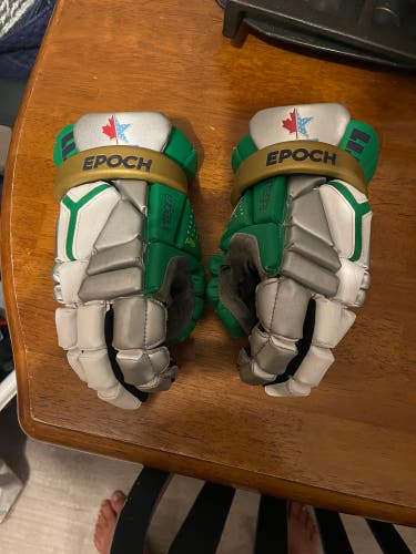 Used Epoch 13" Integra Lacrosse Gloves