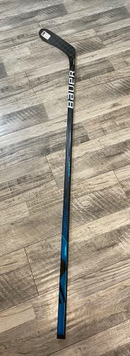 New! Left hand- 77 Flex- P28 Nexus Geo Hockey Stick