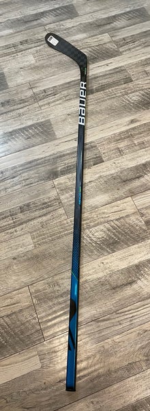 New! Left hand- 77 Flex- P28 Nexus Geo Hockey Stick