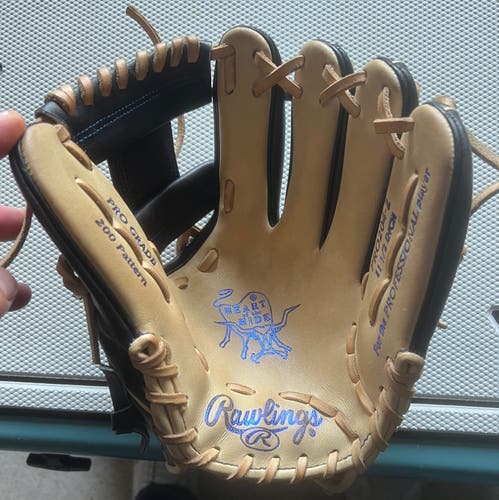 11.5" Heart of the Hide Baseball Glove