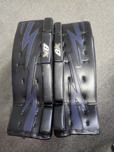 Used 25" Brian's Netzero 2 Goalie Leg Pads