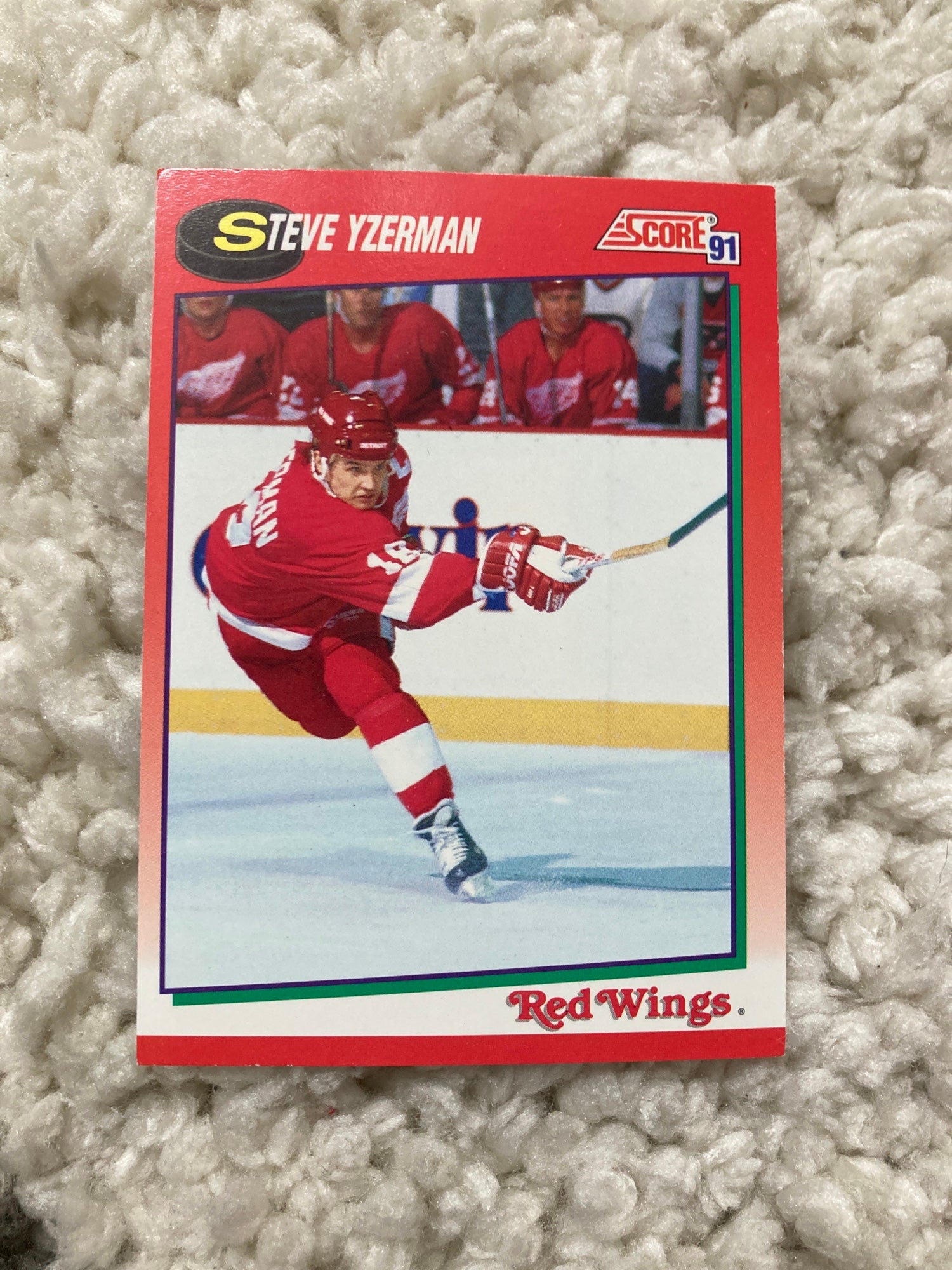 1991 Score Steve Yzerman Hockey Card | SidelineSwap
