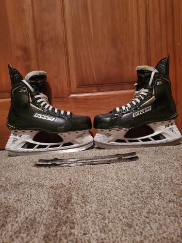 Senior Used Bauer Supreme 2S Hockey Skates Extra Wide Width Size 7