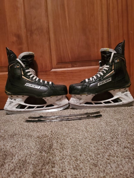 Senior Used Bauer Supreme 2S Hockey Skates Extra Wide Width Size 7