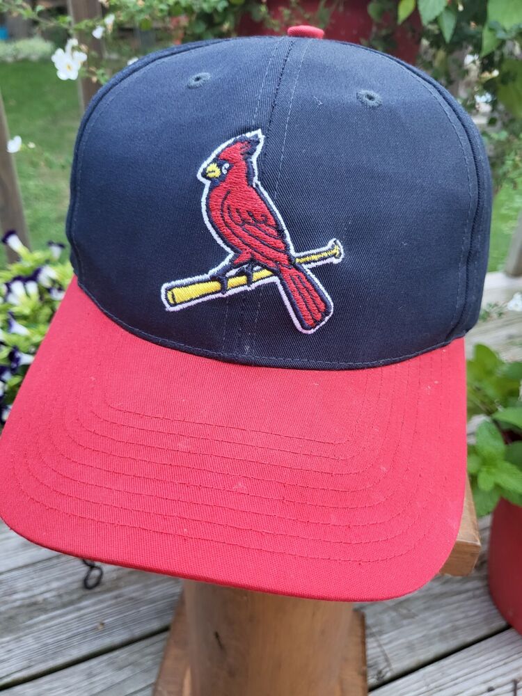 Vintage 80s St. Louis Cardinals Trucker Hat