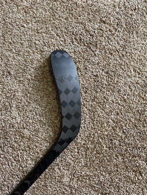 Intermediate New Right Handed CCM JetSpeed FT5 Pro Hockey Stick