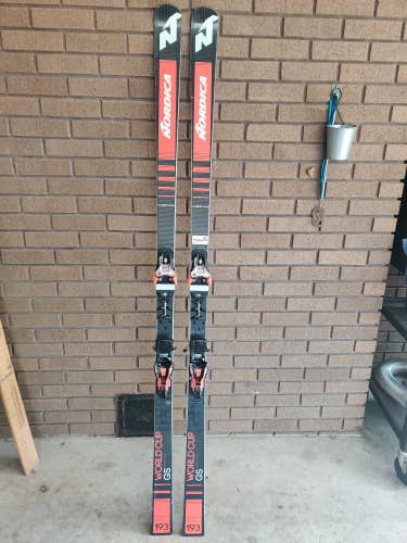 Used Men's 2019 Nordica Racing Dobermann GS WC Skis With Bindings Max Din 18