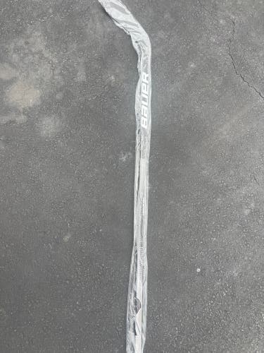 Senior Left Hand P28 Pro Stock Nexus Geo Hockey Stick