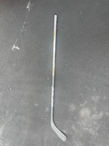 Used Left Hand Benn Curve 77 Flex Pro Stock Vapor Hyperlite Hockey Stick