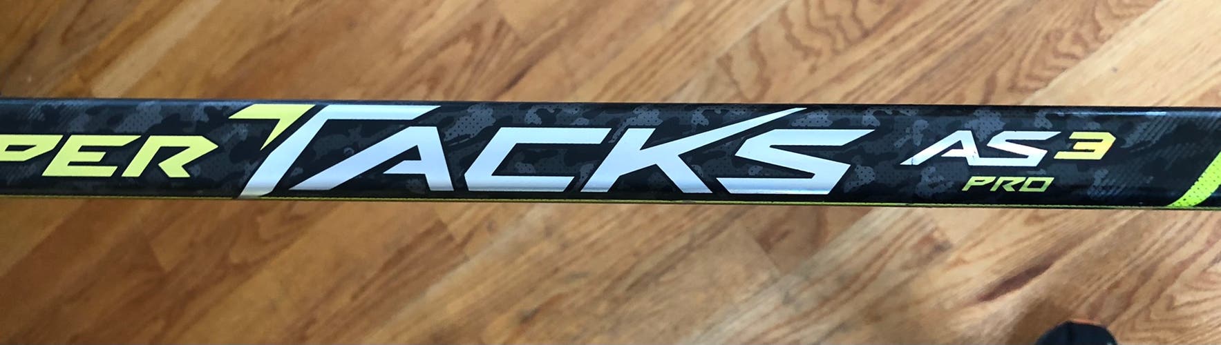 Intermediate Right Handed P92M Super Tacks AS3 Pro Hockey Stick