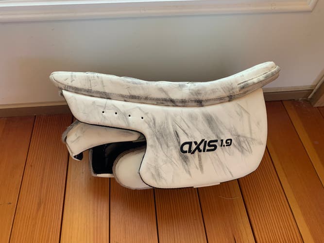 CCM Axis 1.9 Blocker