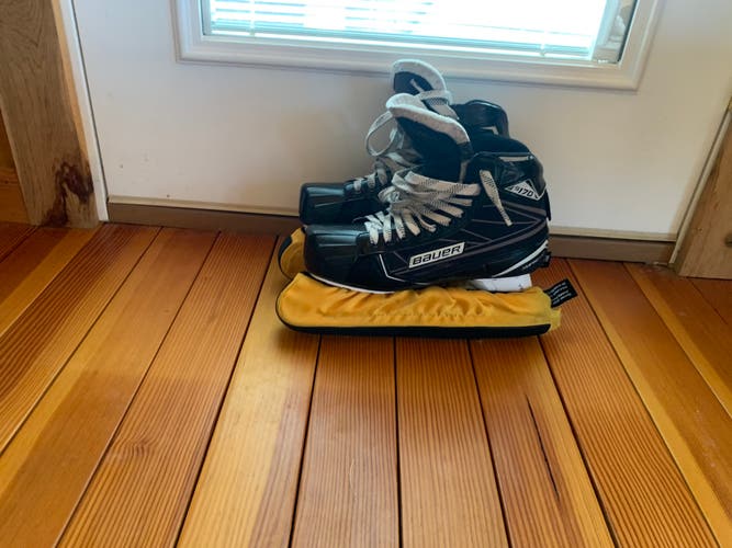 Used Bauer Regular Width  Size 9 Supreme S170 Hockey Goalie Skates