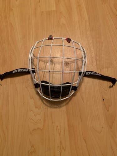Used CCM FM680 white cage