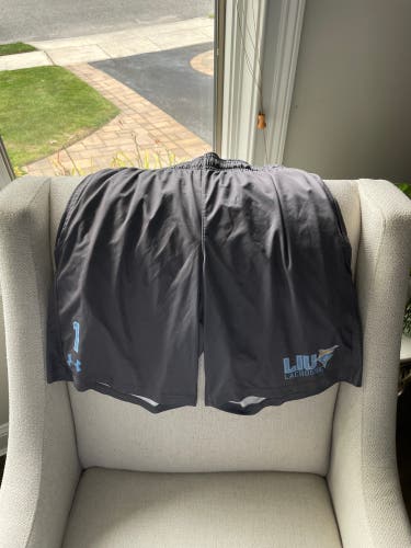 Gray Used Large Under Armour Shorts